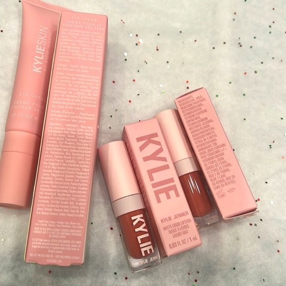New! Bundle Kylie Eye Cream and two deluxe sample lipstick 808 - Picture 2 of 5